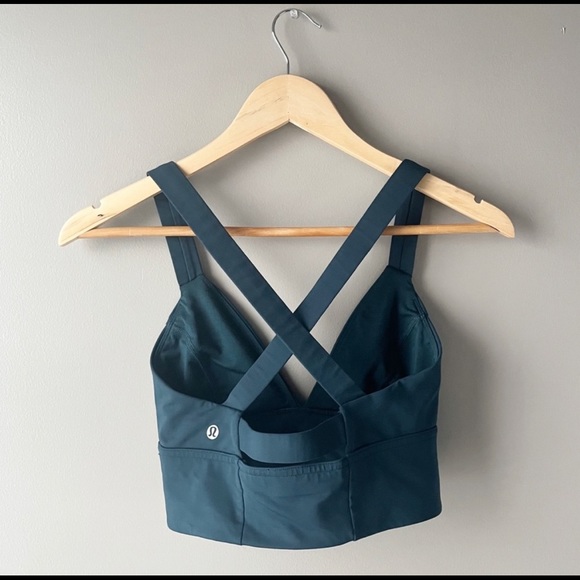 Lululemon Sports Bra (NWOT) - Picture 7 of 10